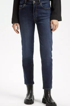Jeansy damskie ciemnoniebieskie Straight Fit Marisa P 476-053<Cross Jeans Fashion
