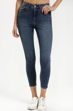 Jeansy damskie ciemnoniebieskie Super Skinny Fit Judy P 429-148<Cross Jeans New