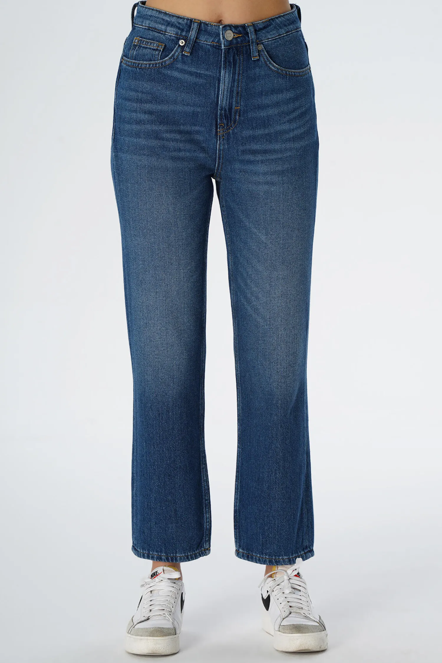 Jeansy damskie ciemnoniebieskie Straight Eliza C 4518-078<Cross Jeans Online