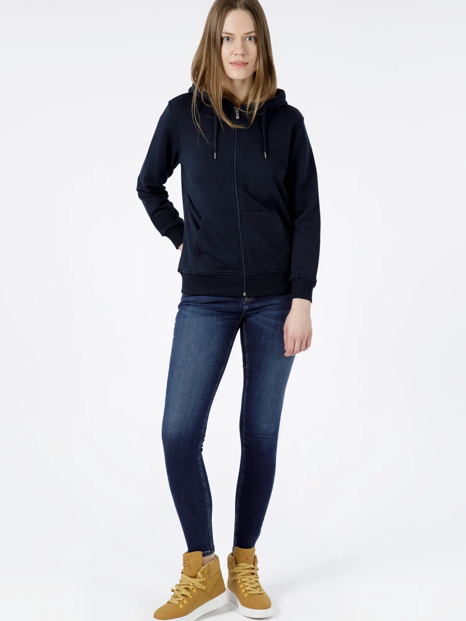 Jeansy damskie ciemnoniebieskie Super Skinny Fit Page P 419-027<Cross Jeans New