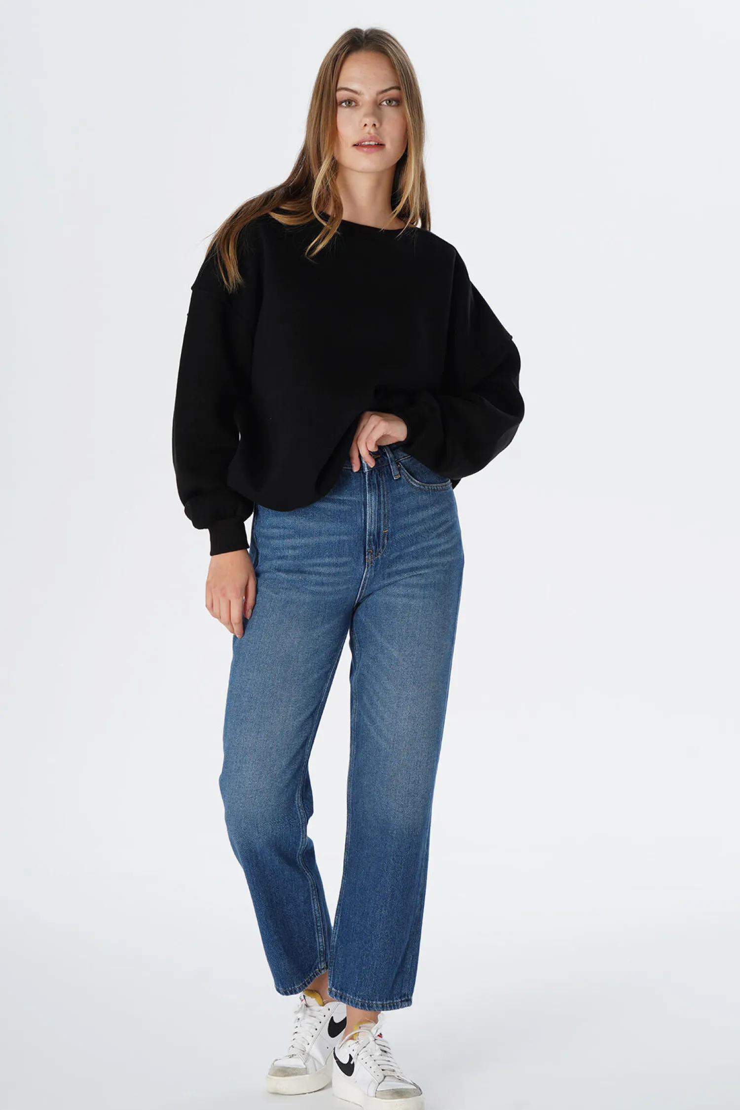 Jeansy damskie ciemnoniebieskie Straight Eliza C 4518-078<Cross Jeans Online