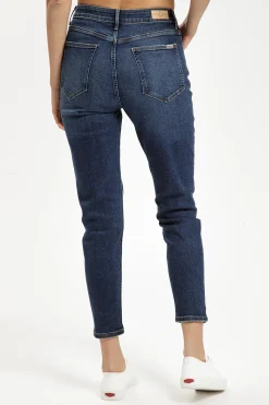 Jeansy damskie ciemnoniebieskie Mom Jeans Joyce N 432-078<Cross Jeans Discount