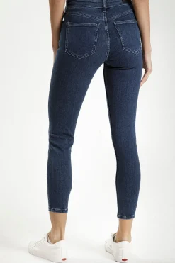 Jeansy damskie ciemnoniebieskie Super Skinny Fit Judy P 429-127<Cross Jeans Online