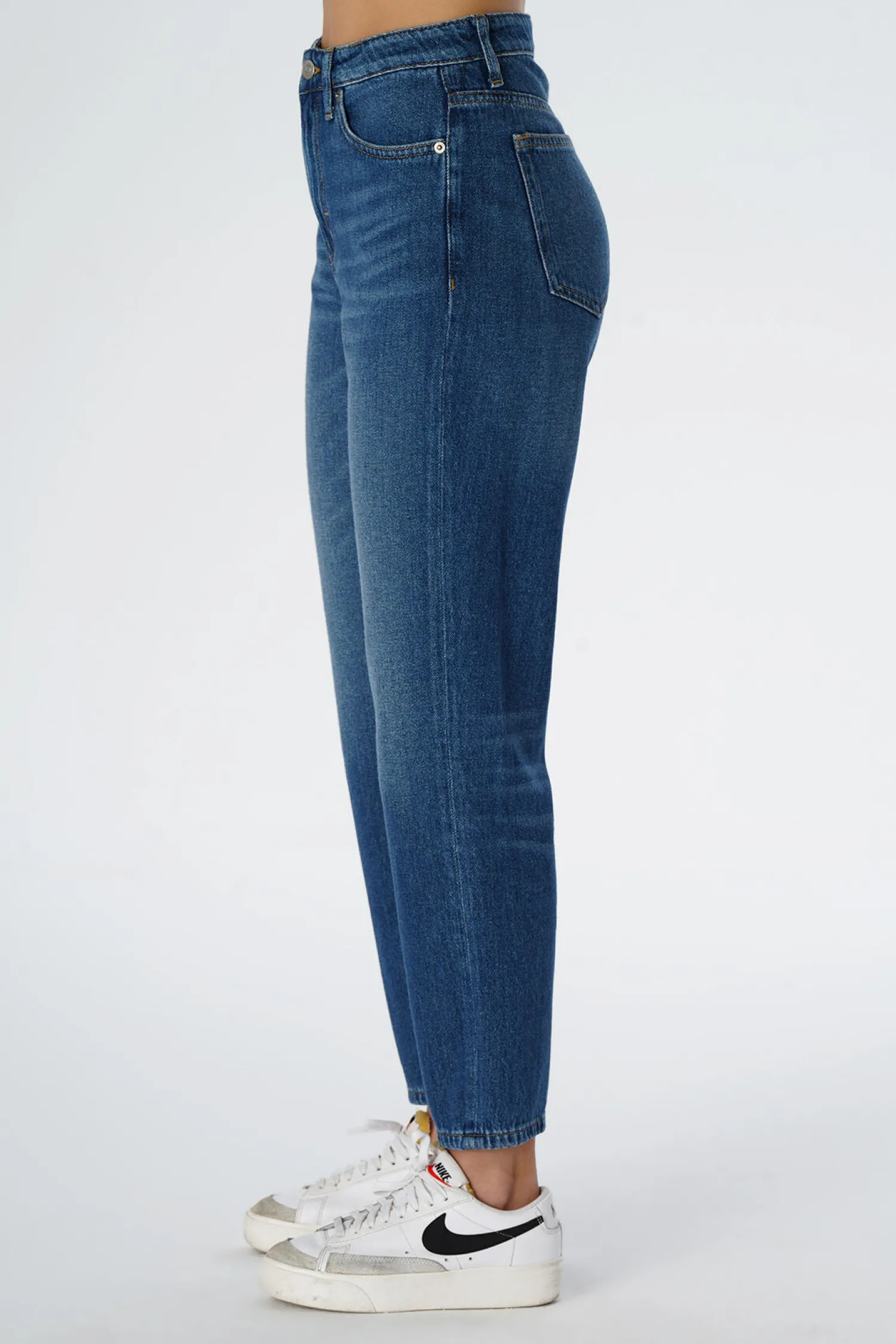 Jeansy damskie ciemnoniebieskie Straight Eliza C 4518-078<Cross Jeans Online