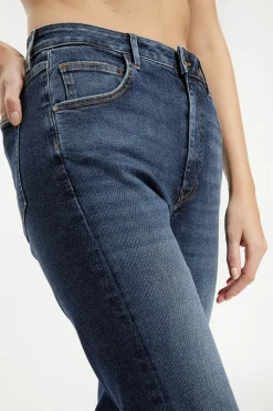 Jeansy damskie ciemnoniebieskie Mom Jeans Joyce N 432-078<Cross Jeans Discount