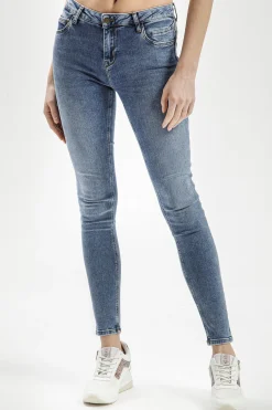 Jeansy damskie niebieskie Super Skinny Fit Page P 419-035<Cross Jeans Hot