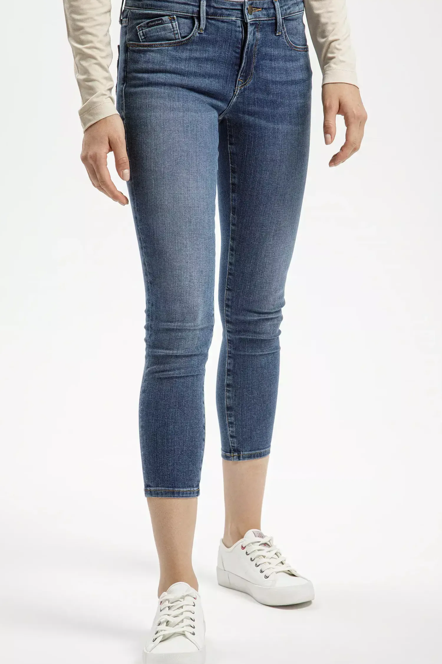 Jeansy damskie niebieskie Super Skinny Fit Alyss P 474-131<Cross Jeans Hot