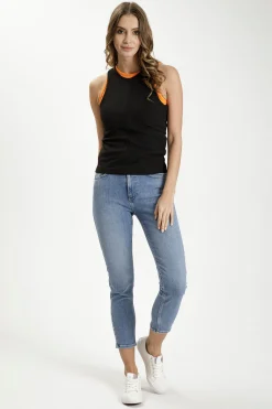 Jeansy damskie niebieskie Mom Jeans New mom P 509-008<Cross Jeans New