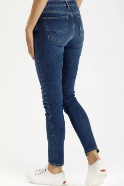 Jeansy damskie niebieskie Skinny Fit Alan N 497-215<Cross Jeans Online