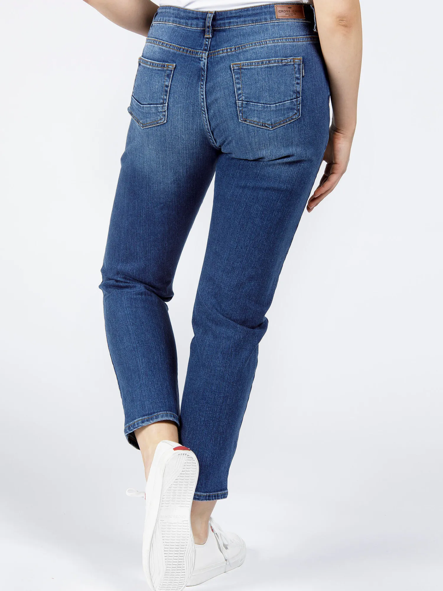 Jeansy damskie Skinny Fit p 415-006<Cross Jeans New