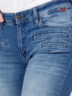 Jeansy damskie Slim Fit Anya P 489-188<Cross Jeans Discount