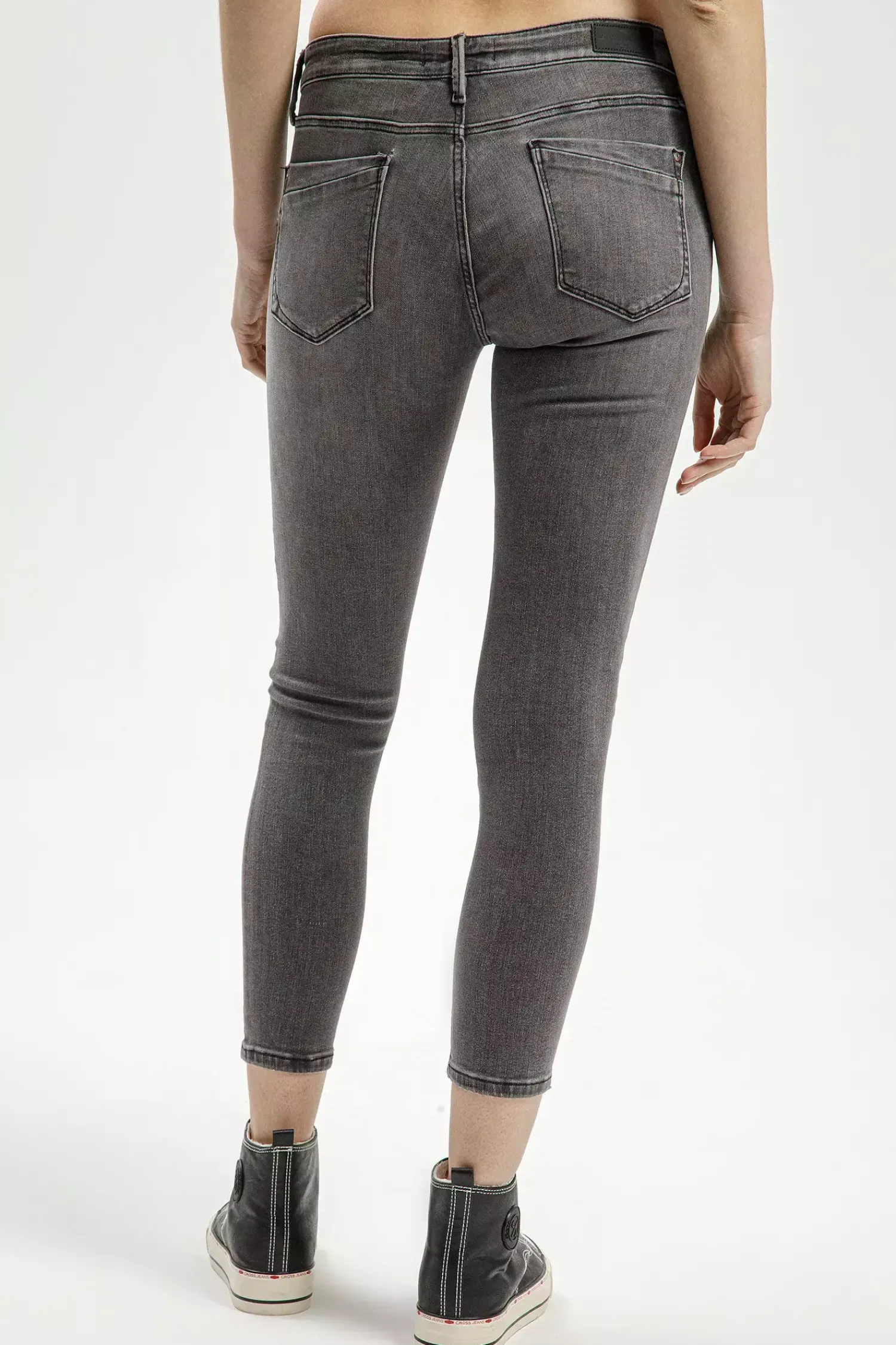 Jeansy damskie szare Super Skinny Fit Alyss P 474-126<Cross Jeans Best