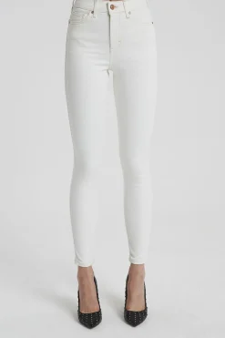 Jeansy damskie z wysokim stanem Judy P 429-006<Cross Jeans New