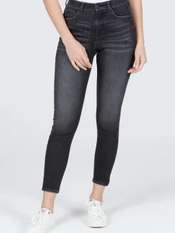 Jeansy damskie z wysokim stanem Judy P 429-075<Cross Jeans Clearance