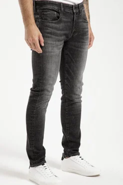 Jeansy męskie ciemnoszare Regular Fit Tapered F 152-150<Cross Jeans Outlet