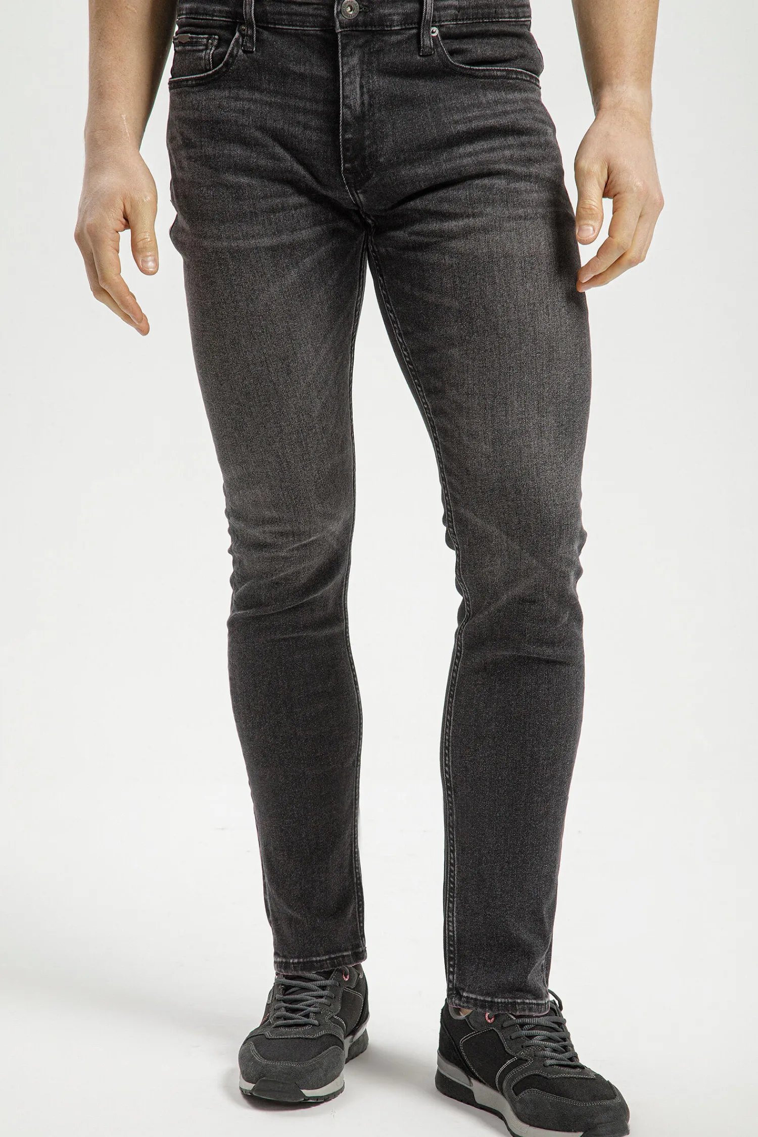 Jeansy męskie czarne Slim Fit Blake E 185-174<Cross Jeans Outlet