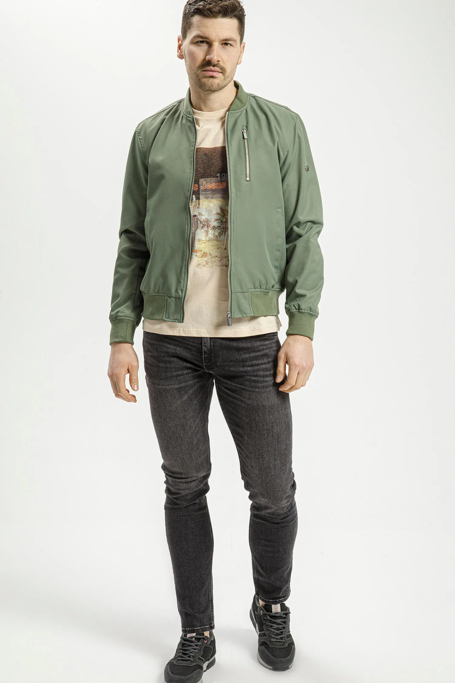 Jeansy męskie czarne Slim Fit Blake E 185-174<Cross Jeans Outlet