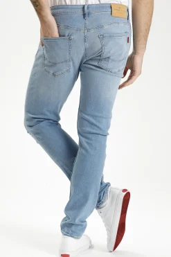 Jeansy męskie jasnoniebieskie Slim Fit Blake E 185-134<Cross Jeans Best