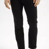Jeansy męskie Regular Fit Greg C 132-017<Cross Jeans New