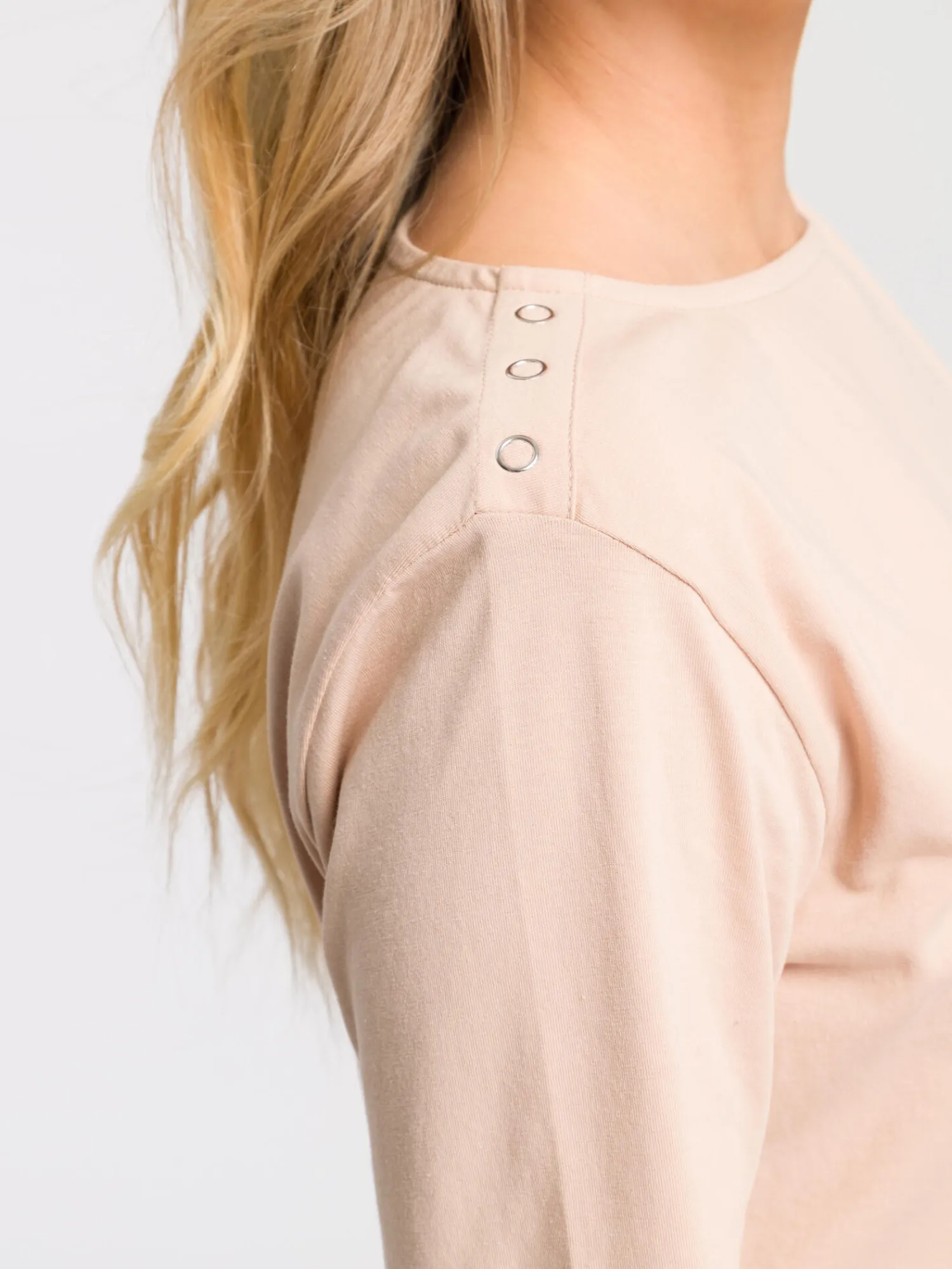 Longsleeve damski beżowy 56032-053<Cross Jeans Best