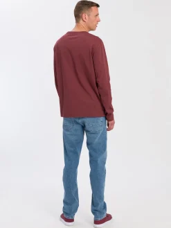 Longsleeve męski brązowy z małym nadrukiem 15863-025<Cross Jeans Outlet