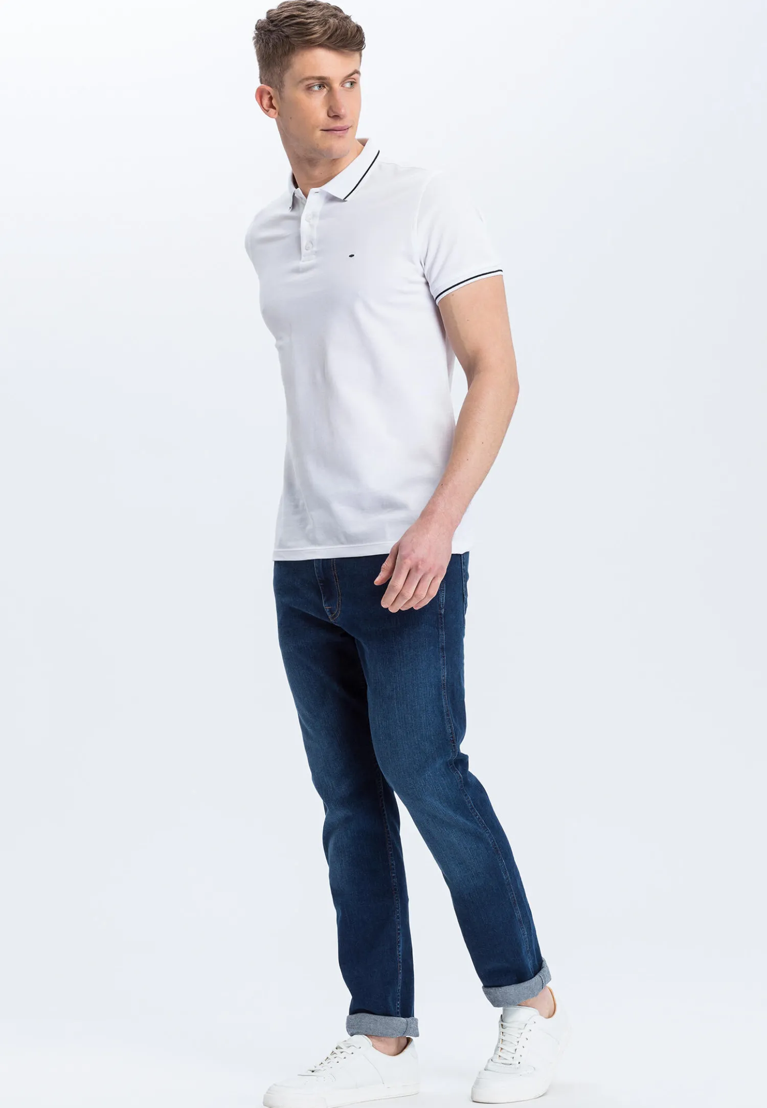 15295 M - T-Shirty -<Cross Jeans Hot