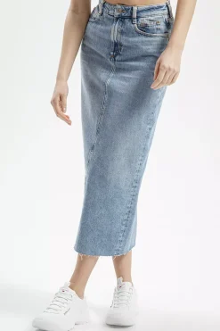 Spódnica damska jasnoniebieska jeansowa C 4914-005 LIGHT MID BLUE<Cross Jeans New