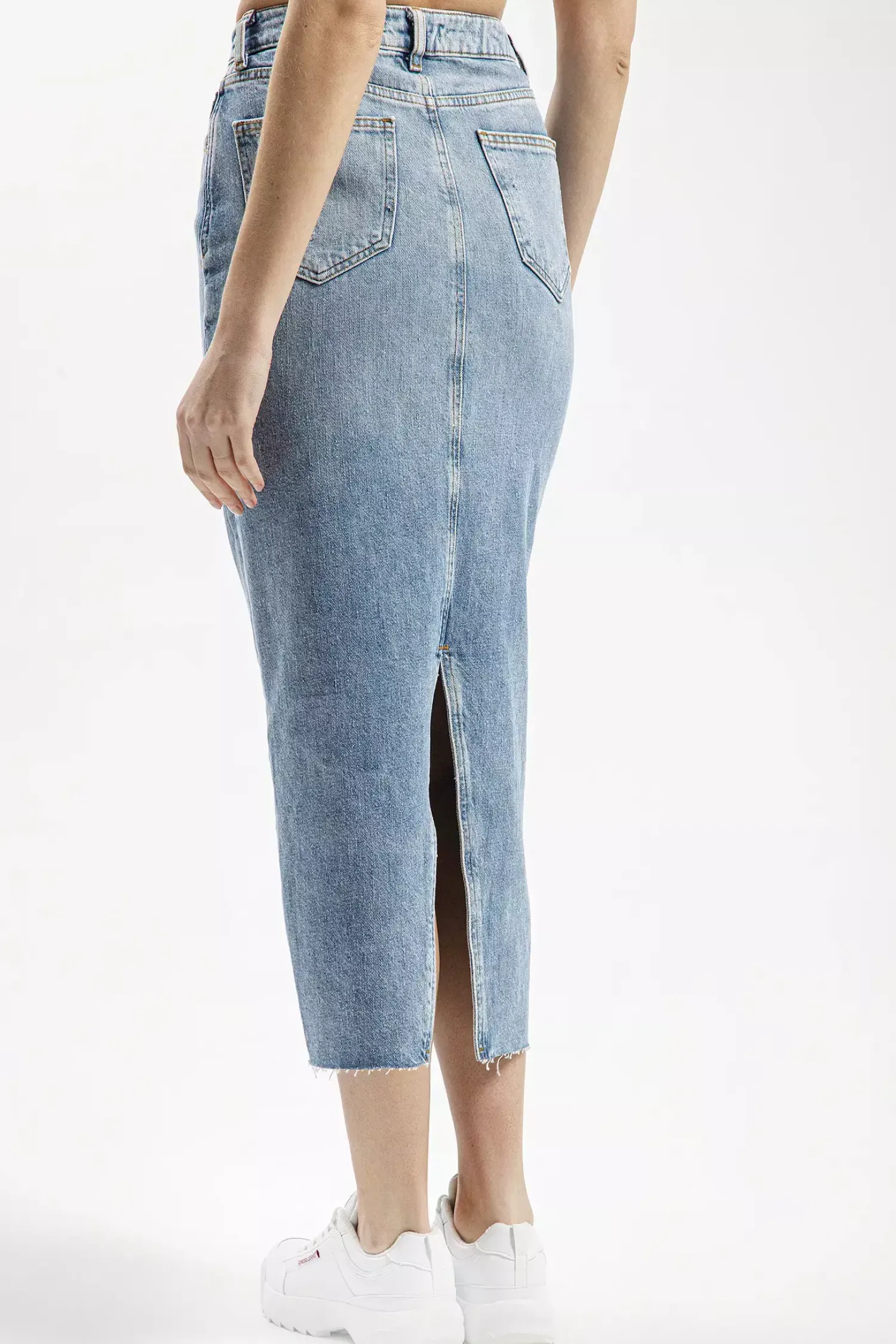 Spódnica damska jasnoniebieska jeansowa C 4914-005 LIGHT MID BLUE<Cross Jeans New