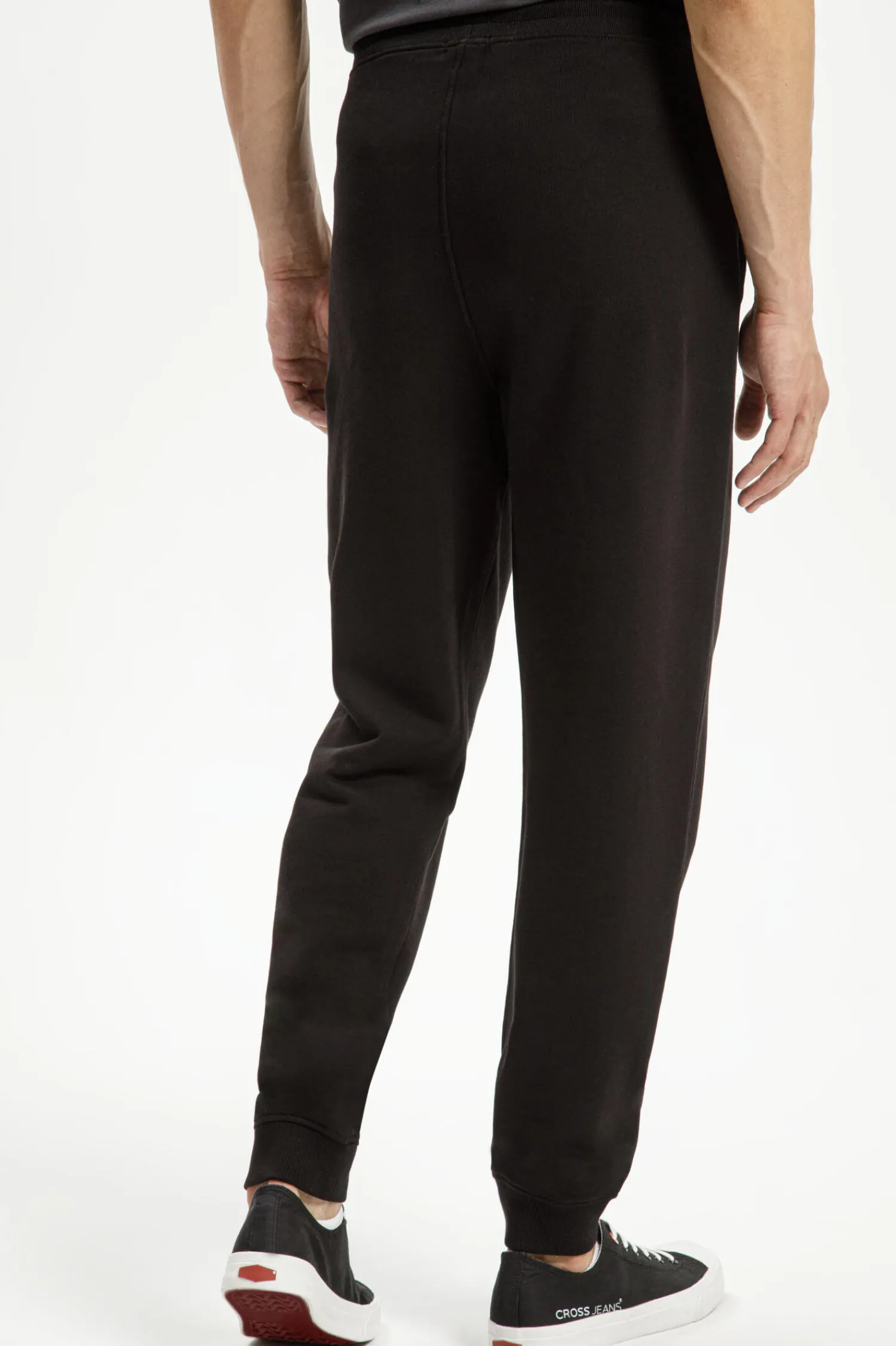 Spodnie męskie dresowe czarne 49072-020<Cross Jeans New
