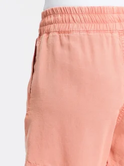 Szorty materiałowe damskie brzoskwiniowe B 596-009<Cross Jeans Hot