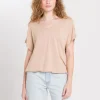 T-shirt damski beżowy 55921-105 LIGHT BEIGE<Cross Jeans Fashion