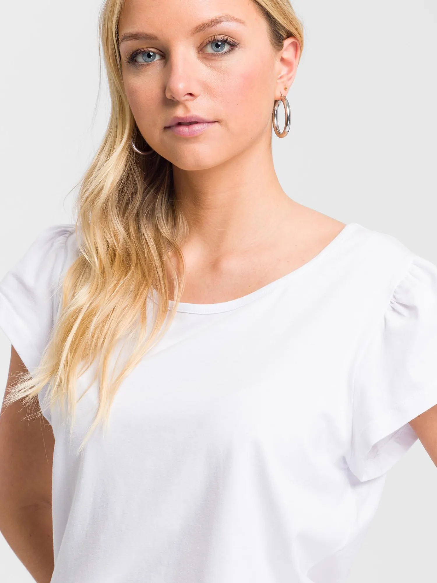 T-shirt damski biały 55964-008<Cross Jeans Fashion