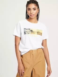 T-shirt damski biały z nadrukiem 56065-008<Cross Jeans Outlet