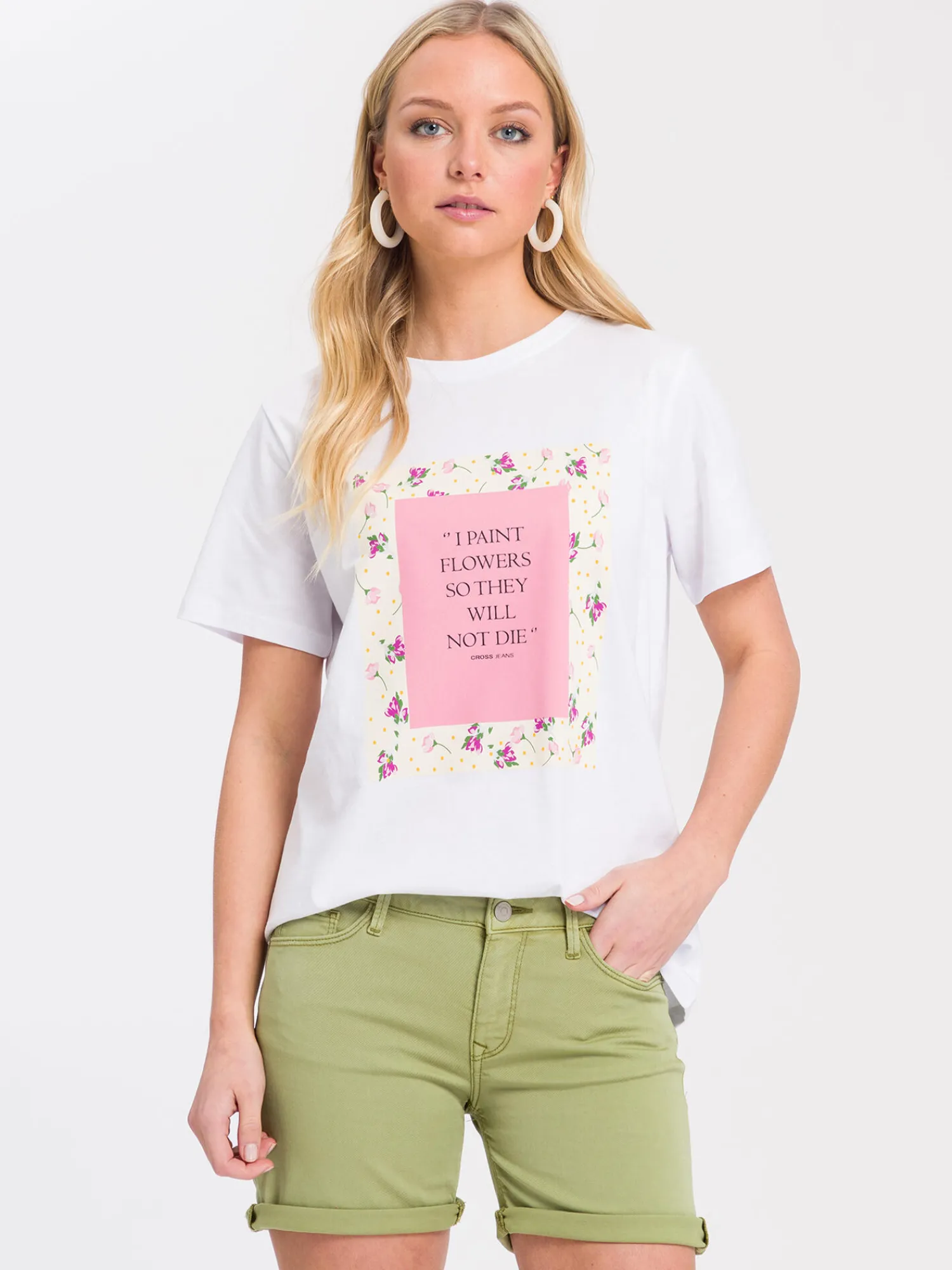 T-shirt damski biały z nadrukiem 55966-008<Cross Jeans Outlet