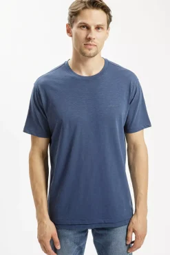 T-shirt męski niebieski 16108-194 DENIM BLUE<Cross Jeans Outlet